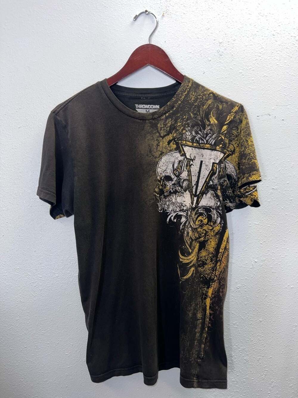 Vintage Throwdown Industries T Shirt Mens Medium Black Skull Wings MMA Y2K